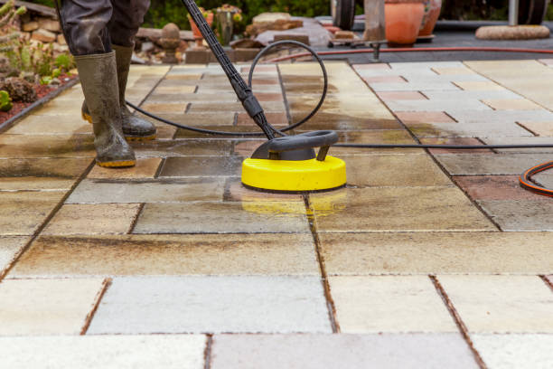 Best Oil Spill Cleanup  in Broadmoor, CA