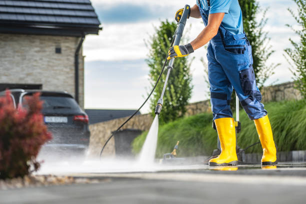 Best Roof Washing  in Broadmoor, CA